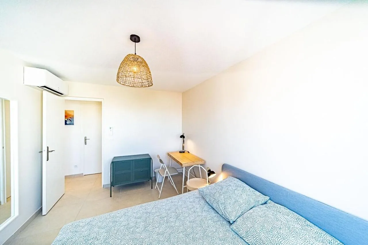 Le Pressense 4 Pers Balcon-Metro Republique Apartment Villeurbanne