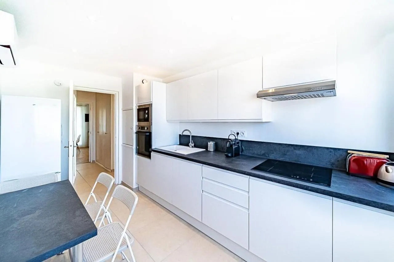Le Pressense 4 Pers Balcon-Metro Republique Apartment Villeurbanne