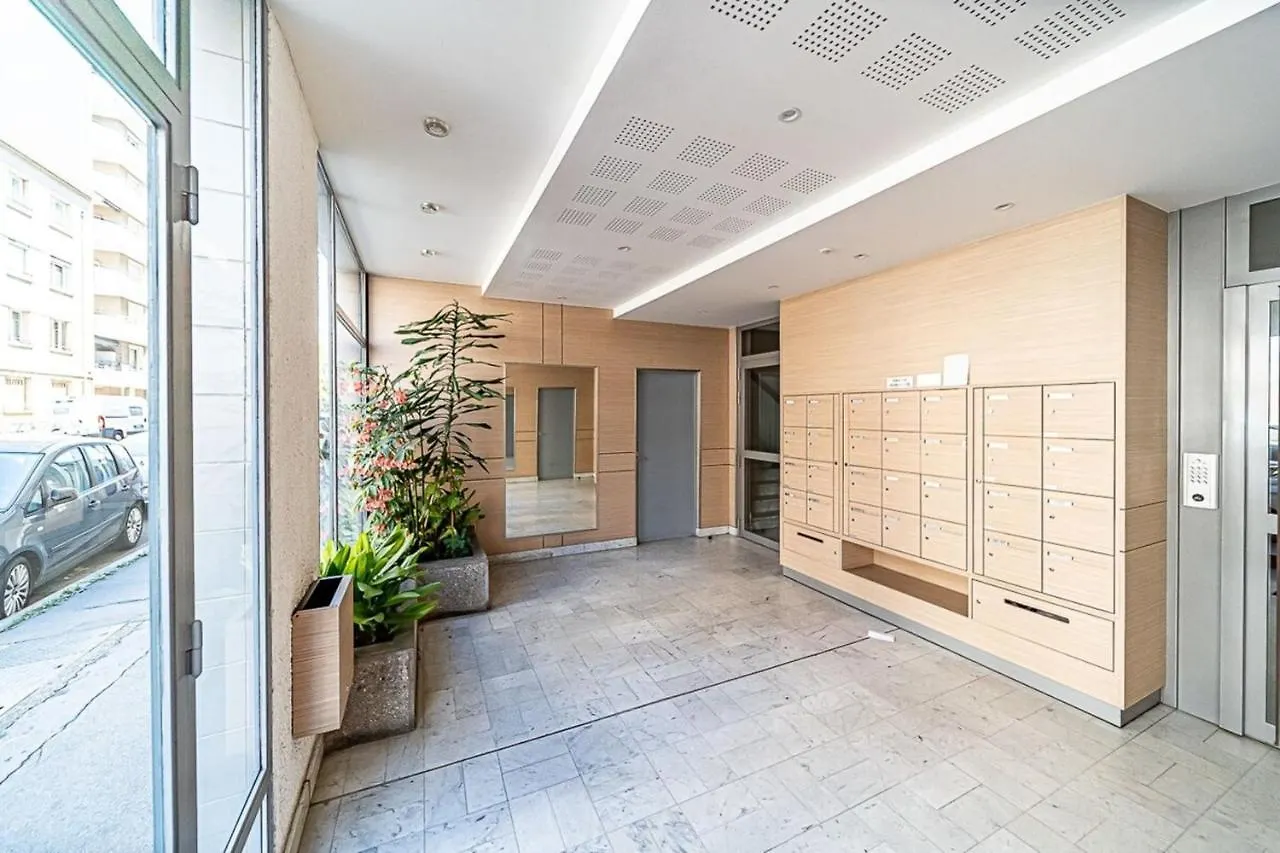 Le Pressense 4 Pers Balcon-Metro Republique Apartment Villeurbanne