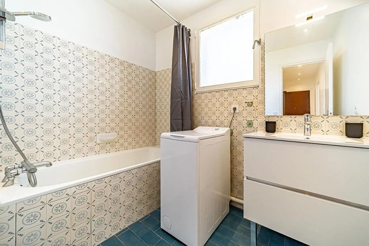 Le Pressense 4 Pers Balcon-Metro Republique Apartment Villeurbanne
